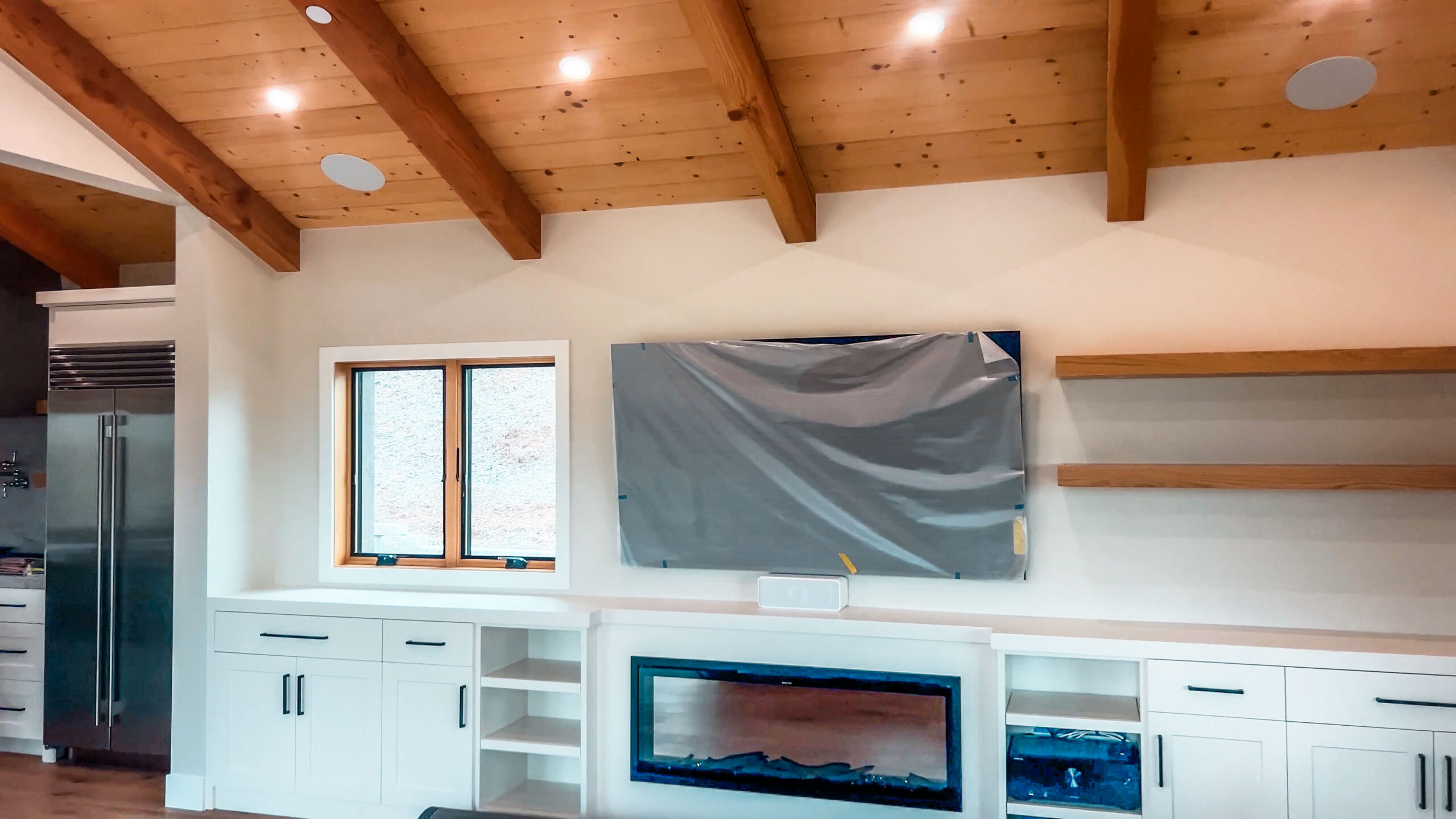 Small contemporary backyard ADU in San Diego built by SunCoast Construction Inc