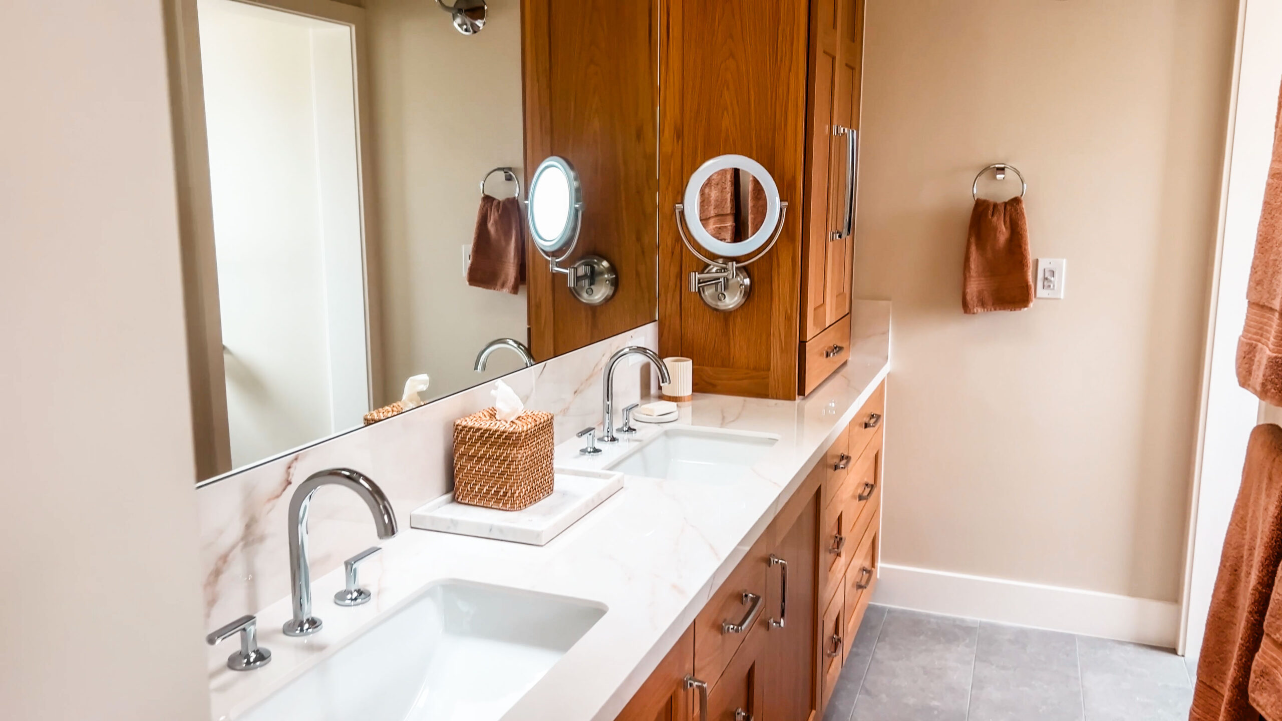 Modern backyard ADU casita in San Diego built by SunCoast Construction Inc