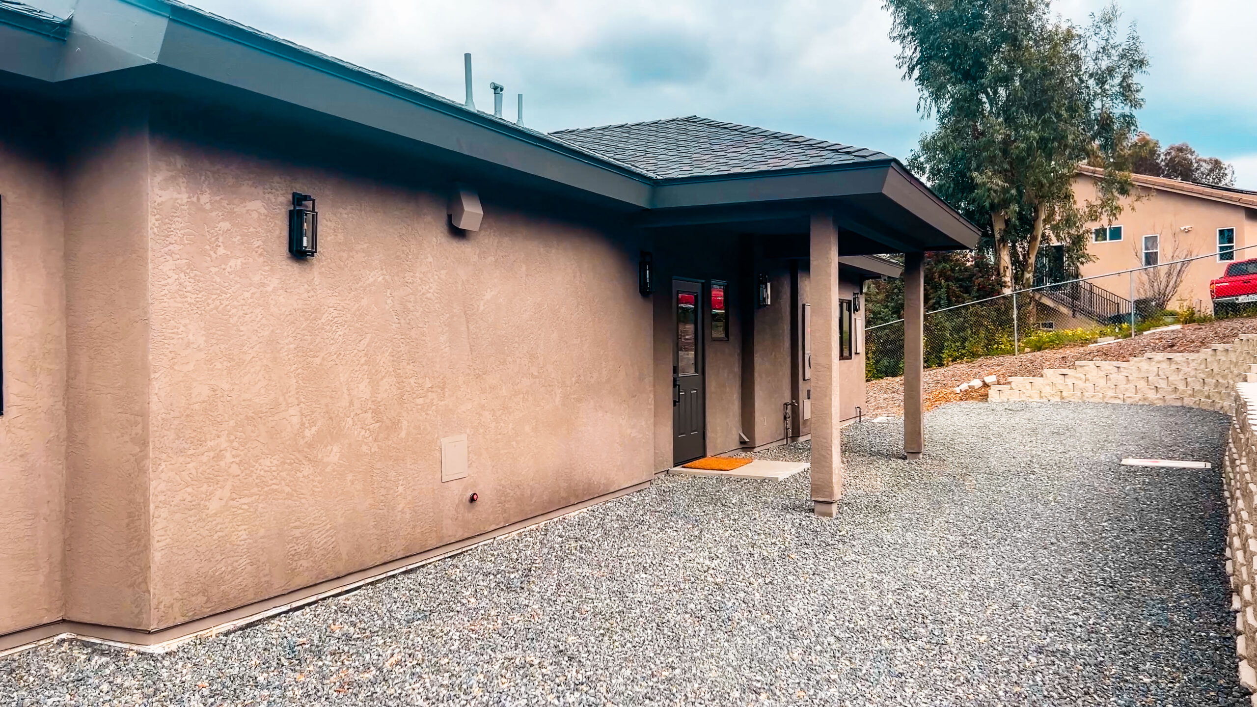 Detached modern ADU casita in San Diego built by SunCoast Construction Inc featuring contemporary design